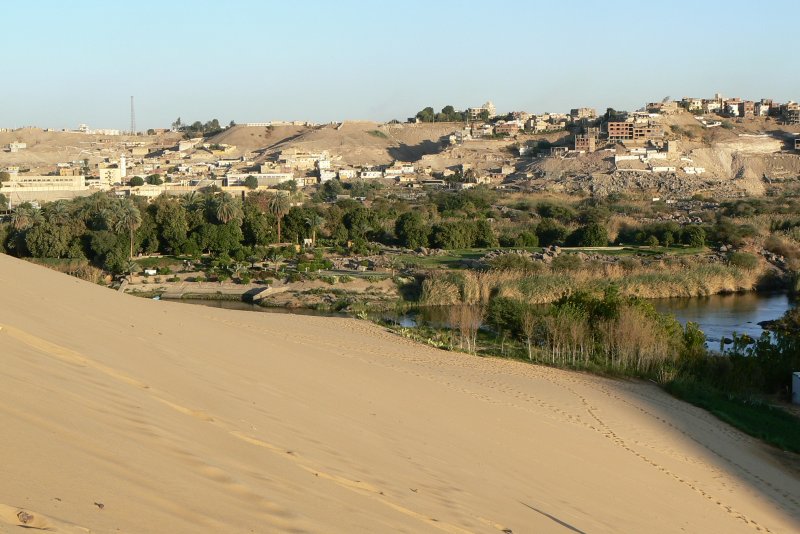 47 ASWAN Tramonto nel Deserto